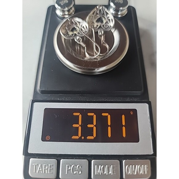 925 Sterling Silver Filigree Black Enamel Heart Shaped Dangling Pierced Earrings - Picture 10 of 11